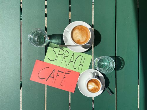 Kostenfreies Sprachcafé im PalaisPopulaire